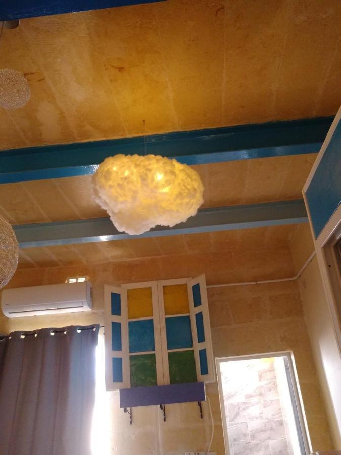 Triesti Home Вікторія Екстер'єр фото